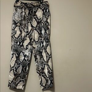 Chic Snakeskin Pattern Trousers